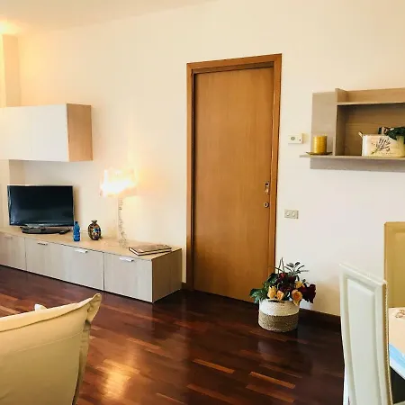 Chic Panoramic Apartment Bergamo Exterior photo