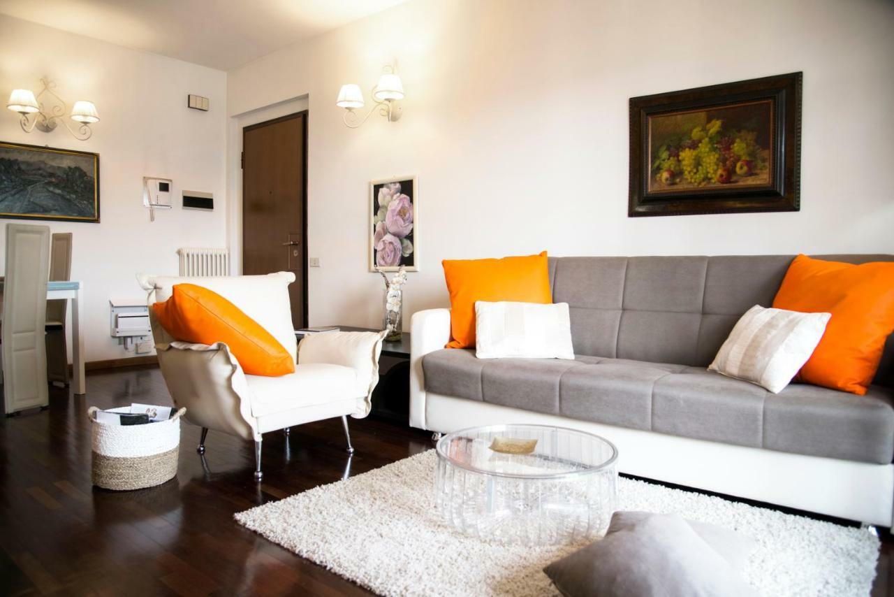 Chic Panoramic Apartment Bergamo